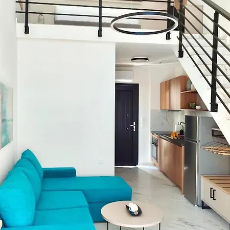 Апарт-отель Four Shades Luxury 4*
