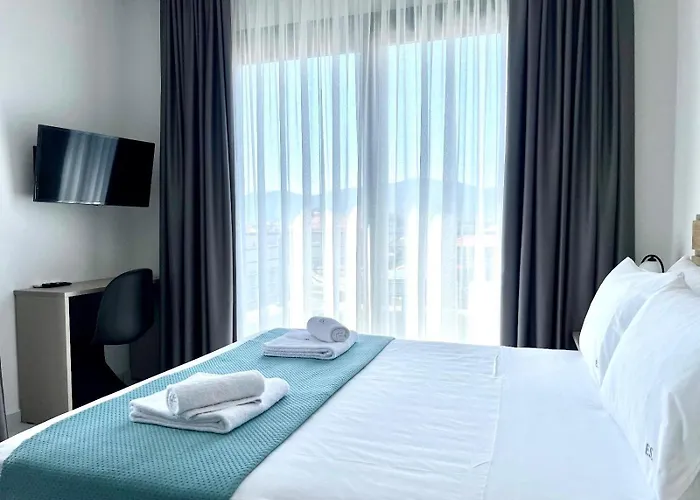 Aparthotel Four Shades Luxury