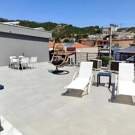 Four Shades Luxury Apartmanhotel Szárti