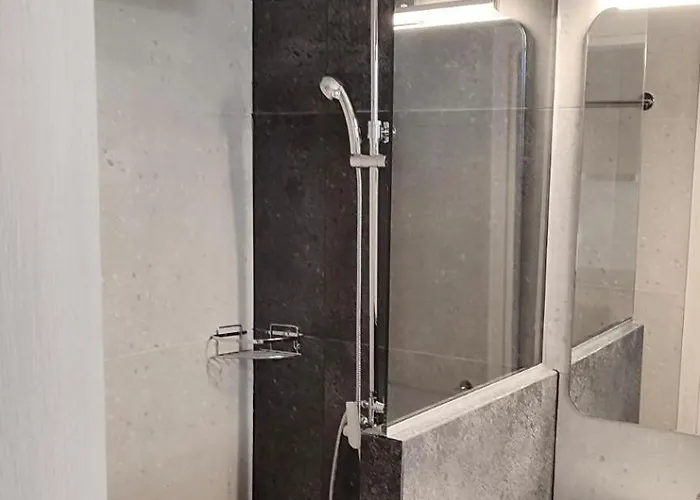Four Shades Luxury Appart hôtel