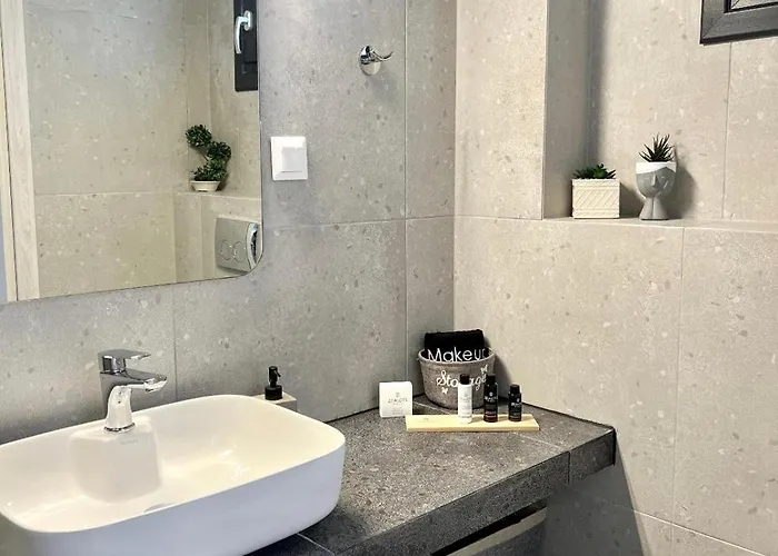 Four Shades Luxury 4* Sarti
