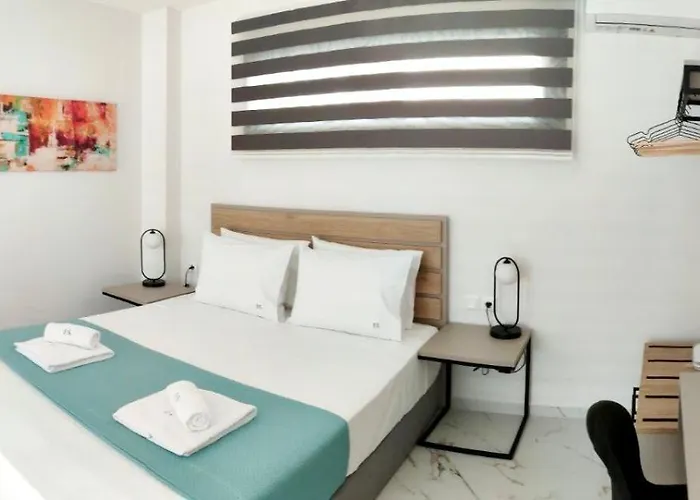 Appart hôtel Four Shades Luxury Sarti