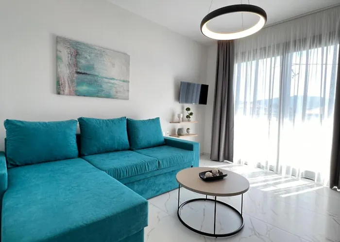 Four Shades Luxury Appart hôtel Sarti