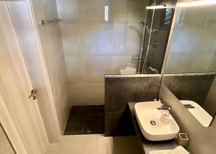Appart hôtel Four Shades Luxury
